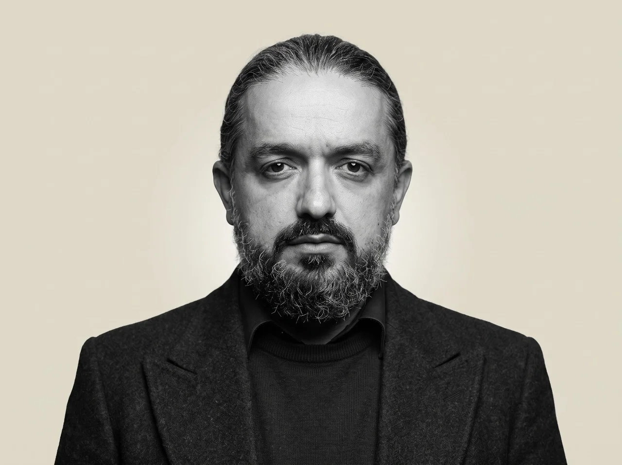 افشین حجت